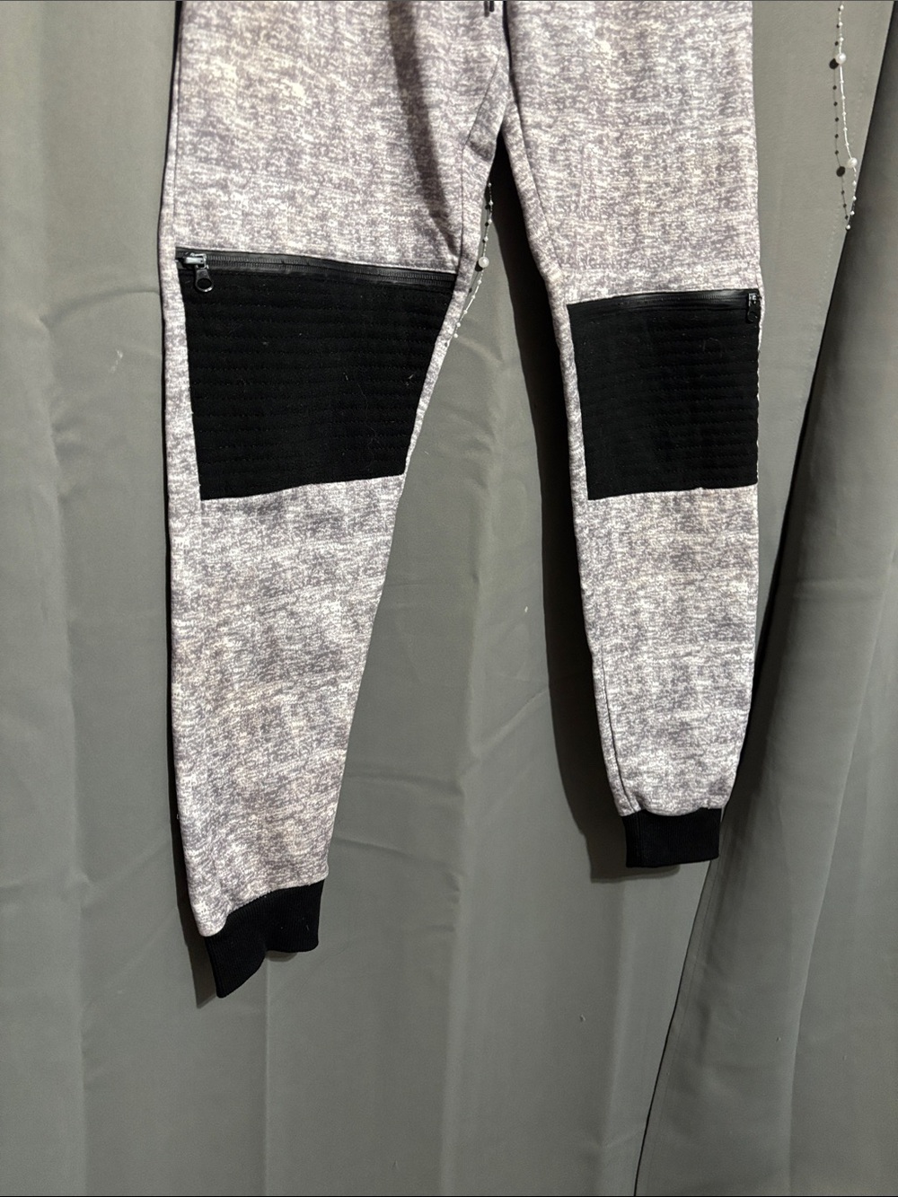 Joggers - Picture 3 of 5